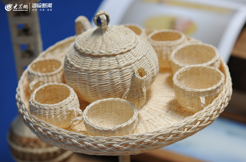 多圖！大眾網(wǎng)海報新聞記者帶你搶鮮體驗(yàn)青島國際IP授權(quán)展工藝品